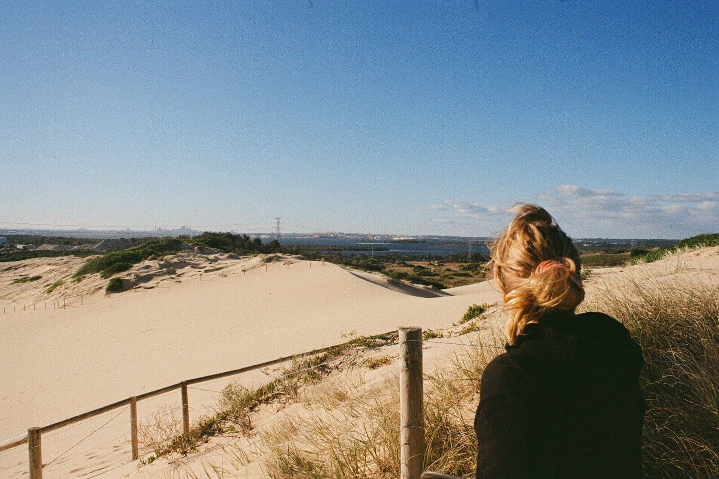 OLYMPUS OM 2  - 28mm f2.8