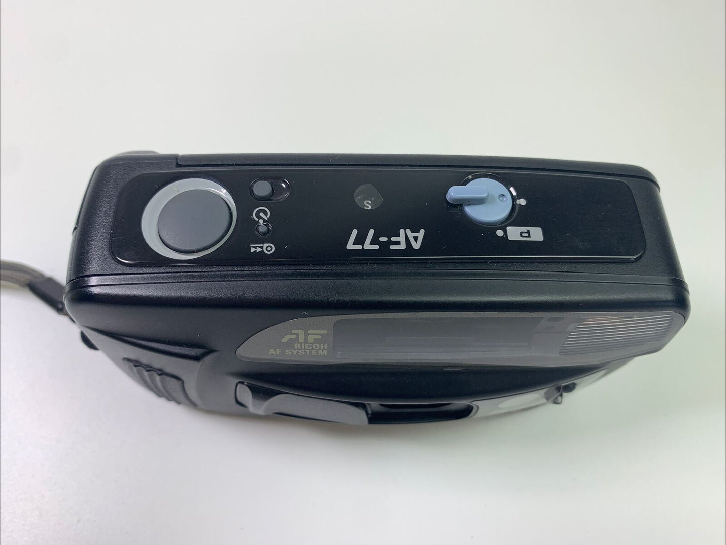 RICOH AF 77