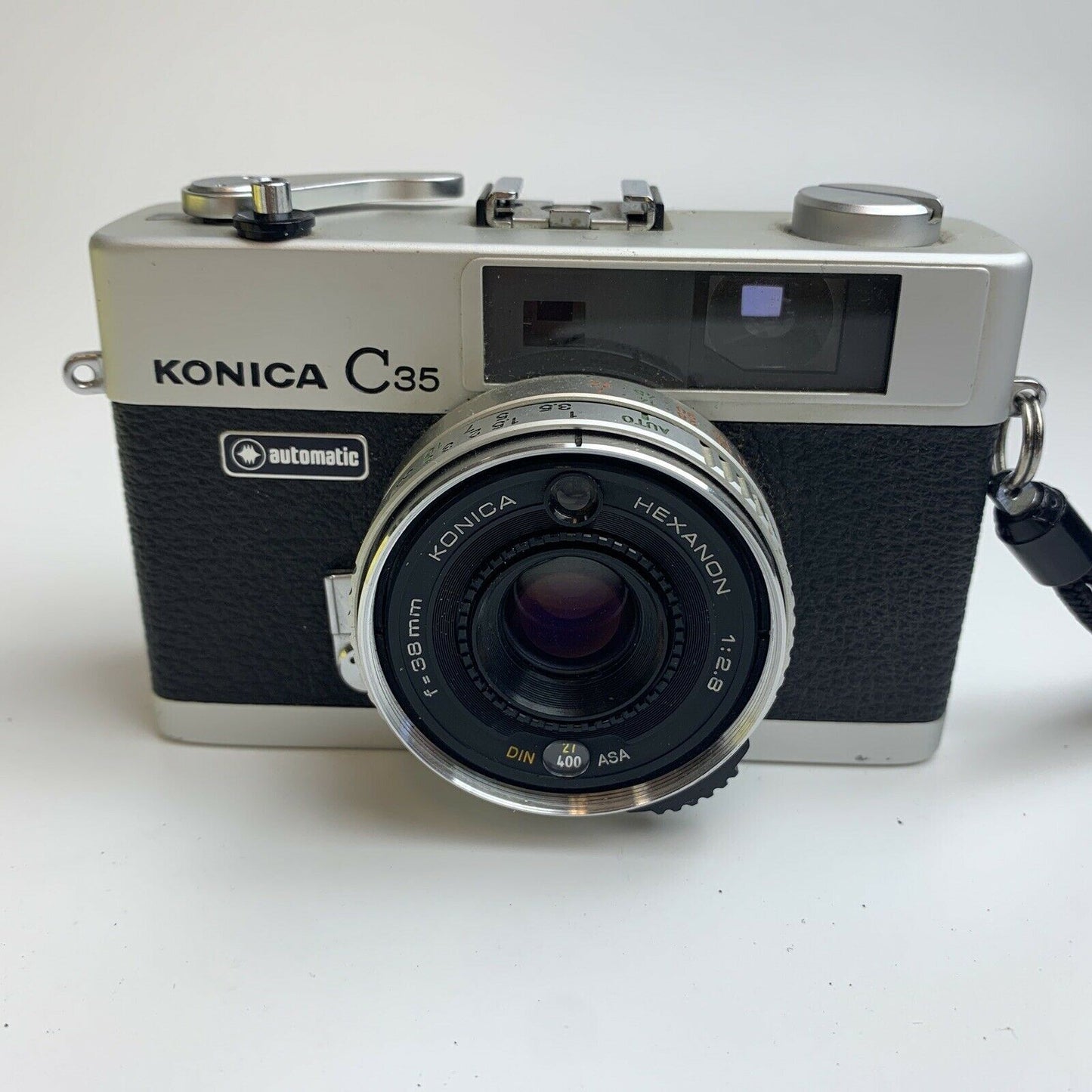 KONICA c35 - HEXANON 38mm f2.8 lens