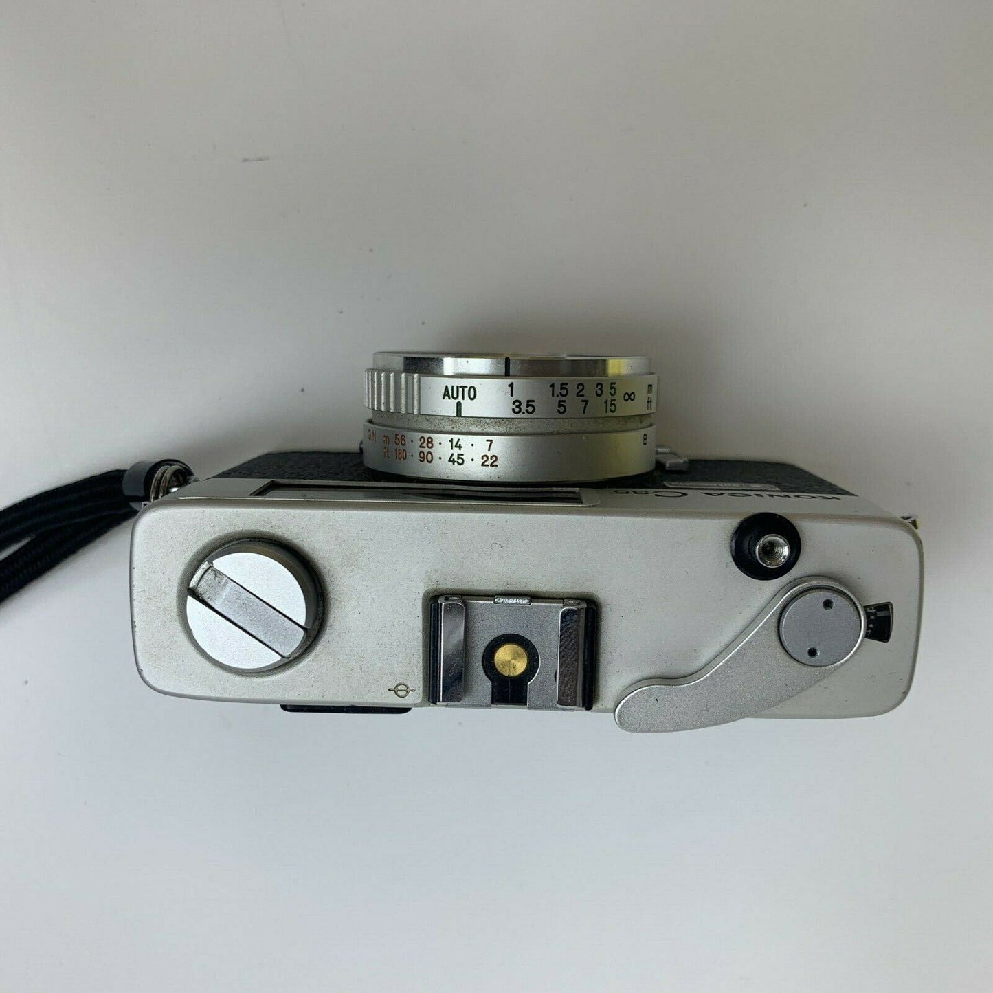 KONICA c35 - HEXANON 38mm f2.8 lens