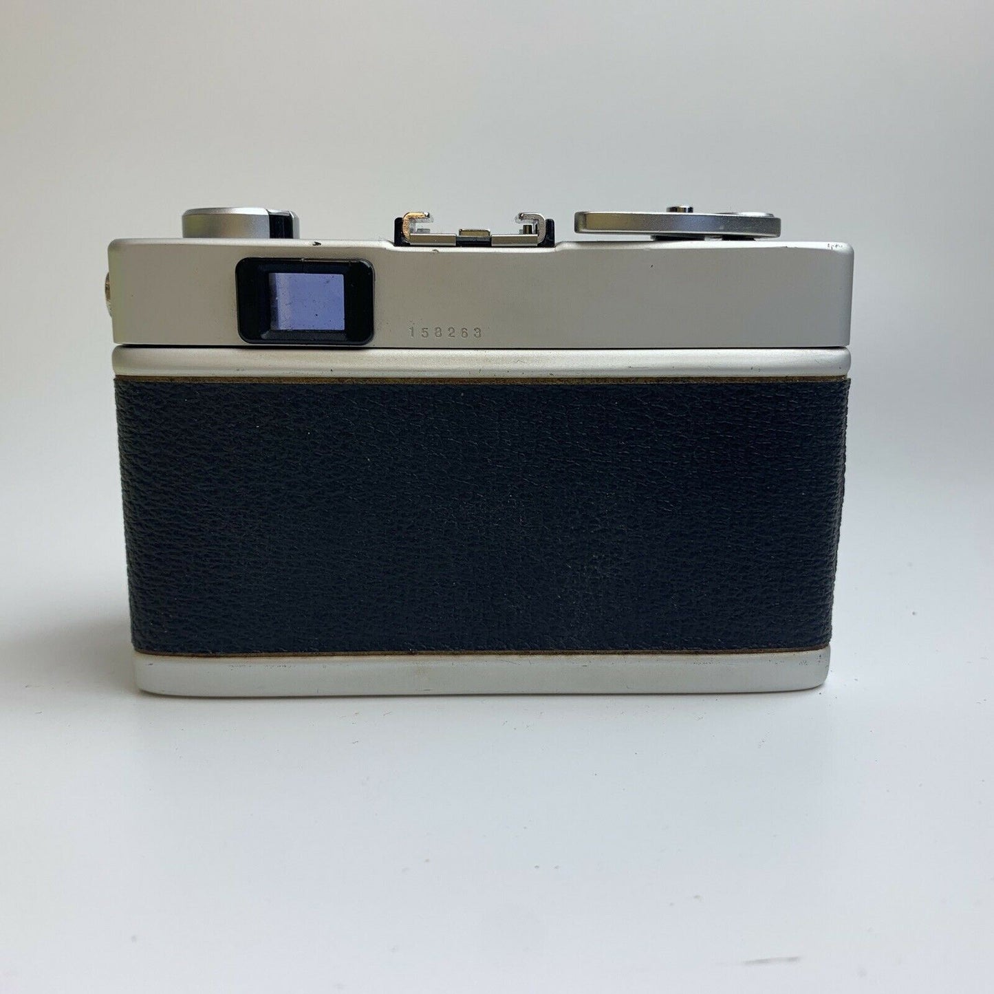 KONICA c35 - HEXANON 38mm f2.8 lens